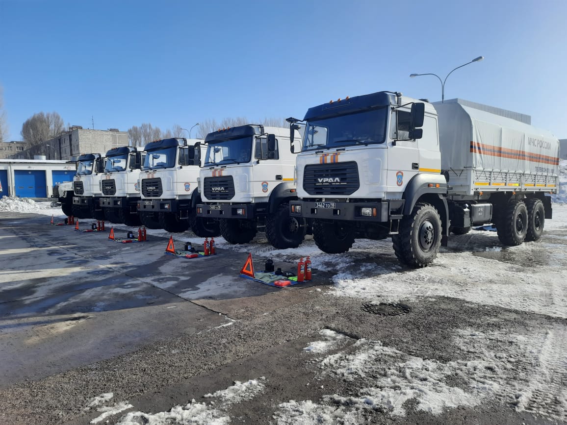 В ФГКУ Волжский СЦ МЧС России прошел технический осмотр транспортных  средств - Все новости - ФГКУ 