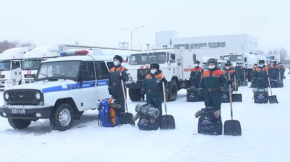 Проверка готовности мобильных пунктов обогрева Волжского спасательного центра мчс России.