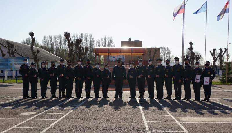 В Волжском спасательном центре прошло награждение в связи с 372-й годовщиной образования пожарной охраны!