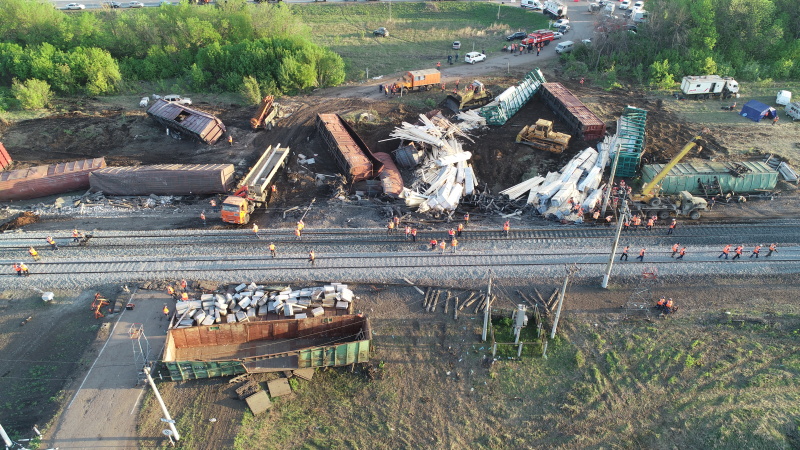 В Кинель-Черкасском районе грузовые вагоны сошли с железнодорожных путей