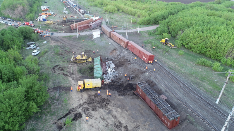 В Кинель-Черкасском районе грузовые вагоны сошли с железнодорожных путей