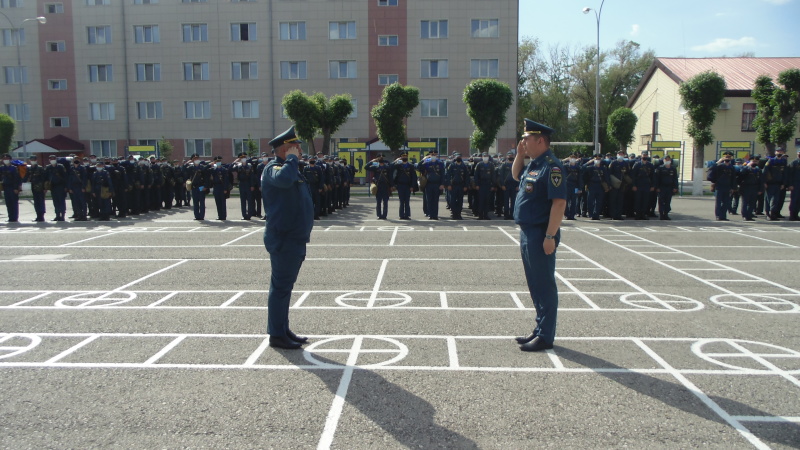 В Волжском спасательном центре началась сдача итоговой проверки за зимний период обучения.