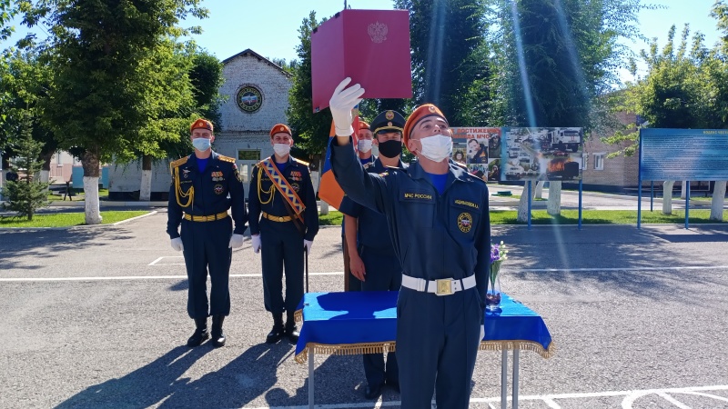 Принятие присяги в Волжском спасательном центре