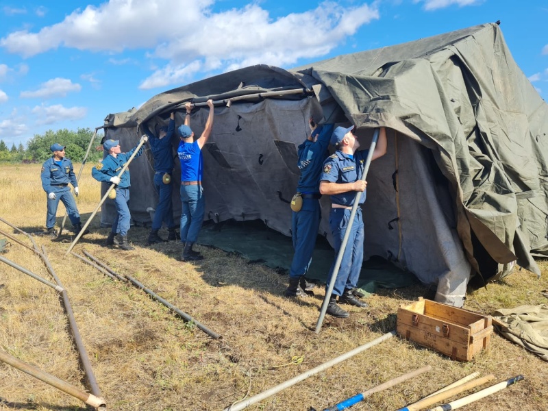 Полигонная практика спасательной роты радиационной, химической и биологической защиты