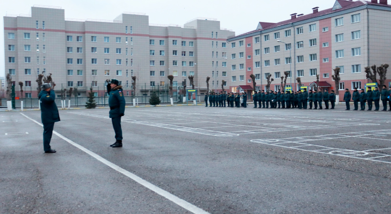 В Волжском спасательном центре МЧС России состоялось вручение очередных воинских званий и назначение на должность В Волжском спасательном центре МЧС России состоялось вручение очередных воинских званий и назначение на должность