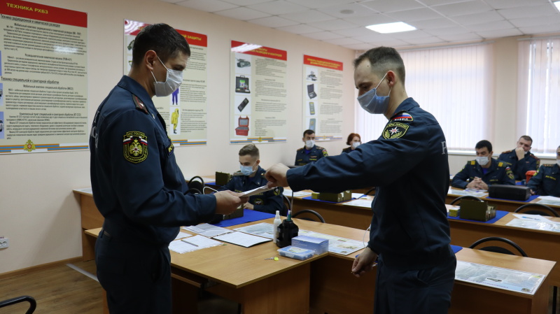 В соответствии с Комплексным планом МЧС России в Волжском спасательном центре началась сдача итоговой проверки за летний период обучения 2021 года.