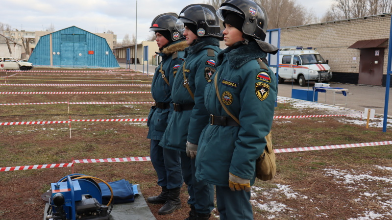 Спасательное воинское формирование ФГКУ «Волжский СЦ МЧС России» с положительными результатами закончил 2 день проверки.