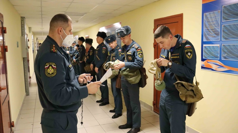 В ФГКУ "Волжский СЦ МЧС России" проведены испытания на присвоение (подтверждение) классной квалификации