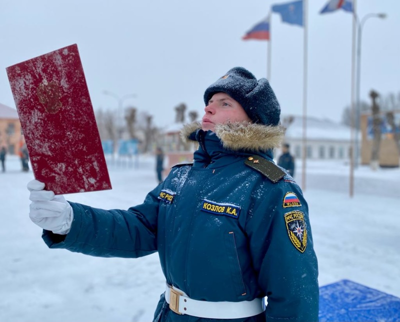 В ФГКУ «Волжский СЦ МЧС России» прошла торжественная церемония принятия присяги