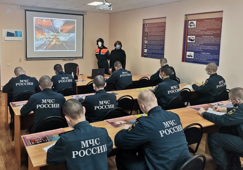В Волжском спасательном центре завершилось обучение по программе первоначальной подготовке спасателей МЧС России В Волжском спасательном центре завершилось обучение по программе первоначальной подготовке спасателей МЧС России