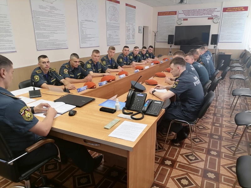 Курсанты Академии гражданской защиты МЧС России проходят производственную практику на базе ФГКУ «Волжский СЦ МЧС России»