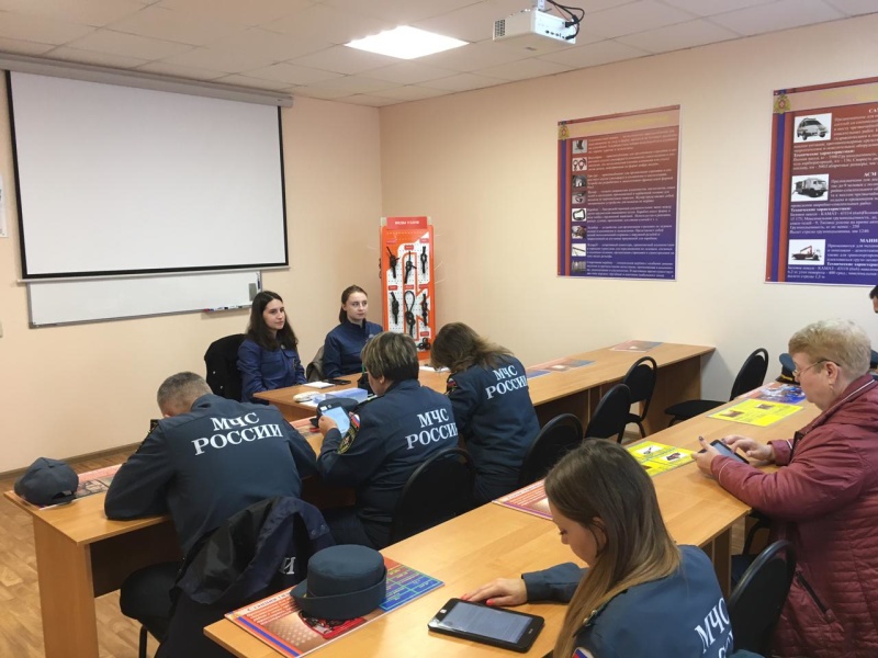 Специалисты центра экстренной психологической помощи МЧС России, провели социологические и социально - прикладные исследования