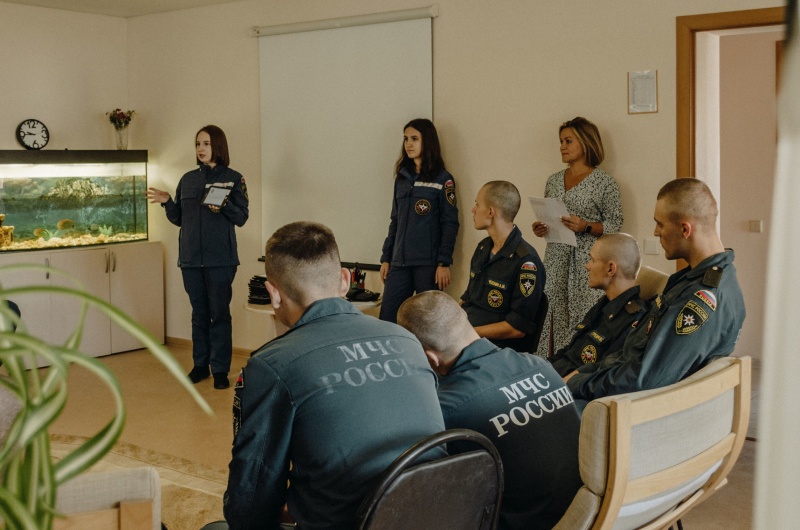 Специалисты центра экстренной психологической помощи МЧС России, провели социологические и социально - прикладные исследования