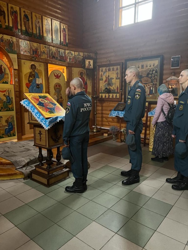 Сотрудники центра приняли участие в благодарственном молебне в честь образа Божьей Матери «Неопалимая Купина»