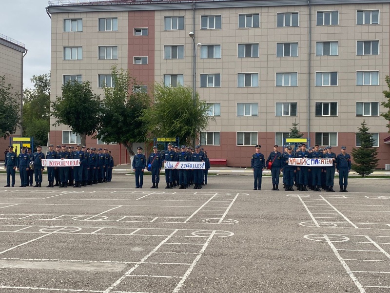 Встреча личного состава аэромобильной группировки из служебной командировки Встреча личного состава аэромобильной группировки из служебной командировки