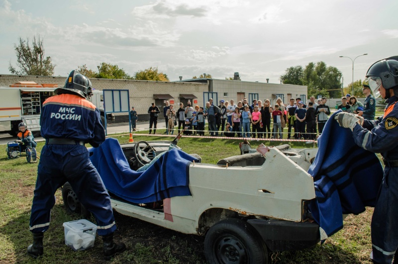 В Волжском СЦ провели экскурсию для детей с ОВЗ (ограниченными возможностями здоровья) из детского футбольного клуба "Крылья мечты"
