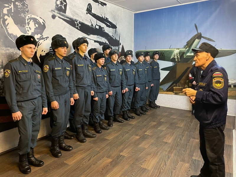 Военнослужащие центра посетили музей гражданской обороны «Бункер Сталина»