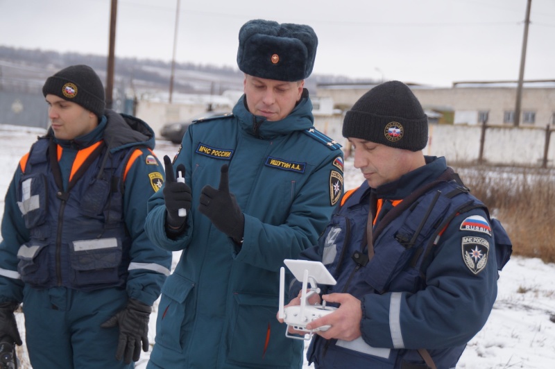 В ФГКУ «Волжский СЦ МЧС России» проведена специальная проверка ГБЛА и РТС (группа беспилотных летательных аппаратов и робототехнических средств)
