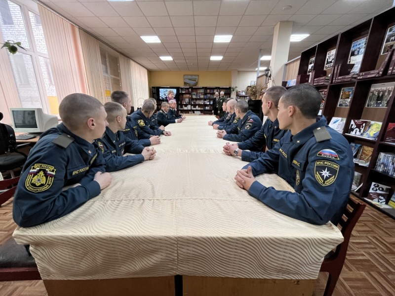 Личный состав центра принял участие в тематическом вечере посвященной битве за Москву "За нами родина стоит!"