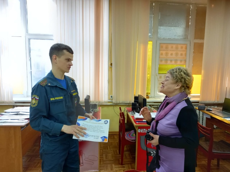Личный состав центра принял участие в тематическом вечере посвященной битве за Москву "За нами родина стоит!"
