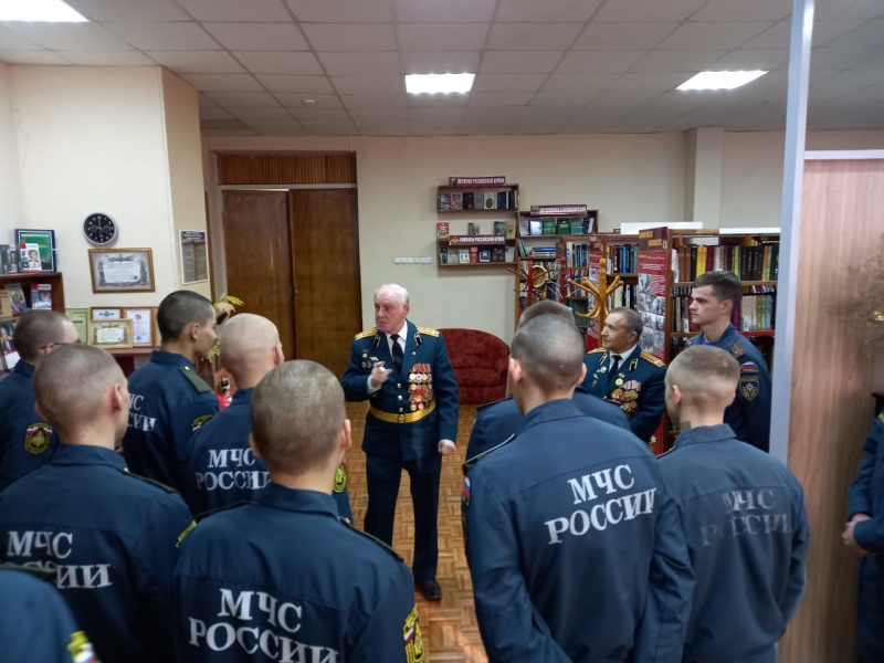 Личный состав центра принял участие в тематическом вечере посвященной битве за Москву "За нами родина стоит!"