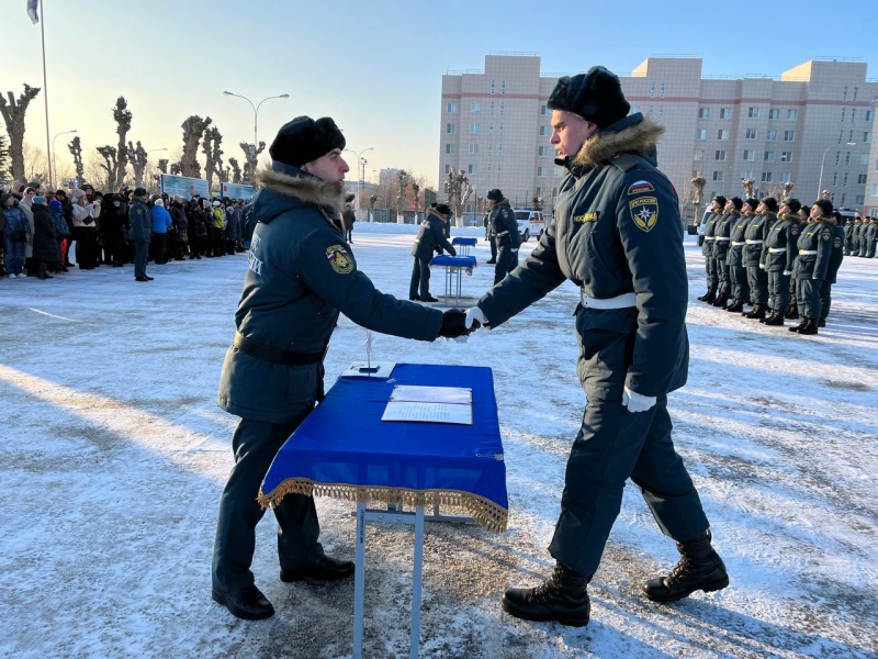 В Спасательном центре прошла торжественная церемония принятия присяги