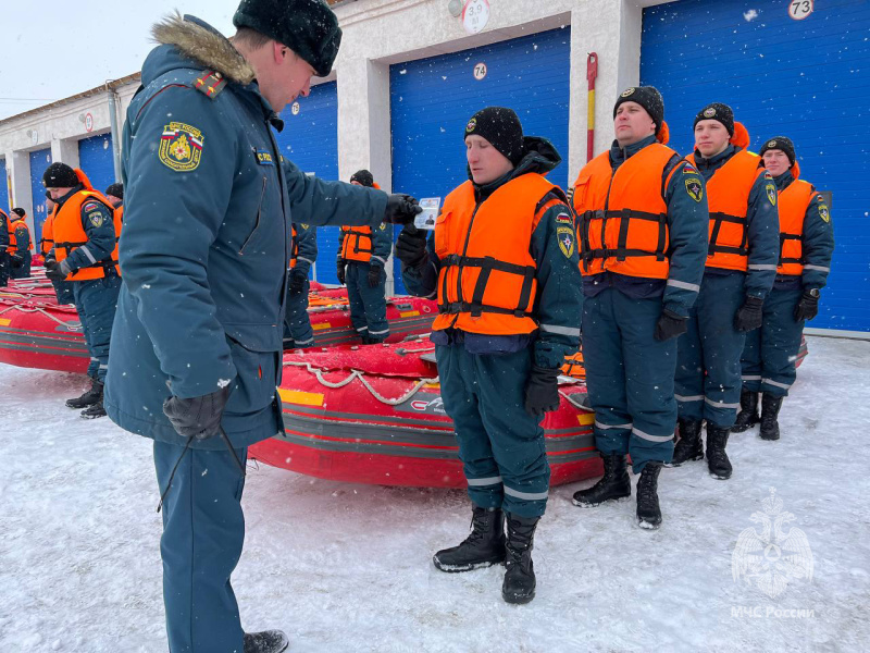 Проверка сил и средств аэромобильной группировки ФГКУ «Волжский СЦ МЧС России» на паводкоопасный период.