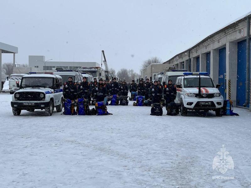 Проверка сил и средств аэромобильной группировки ФГКУ «Волжский СЦ МЧС России» на паводкоопасный период. Проверка сил и средств аэромобильной группировки ФГКУ «Волжский СЦ МЧС России» на паводкоопасный период.