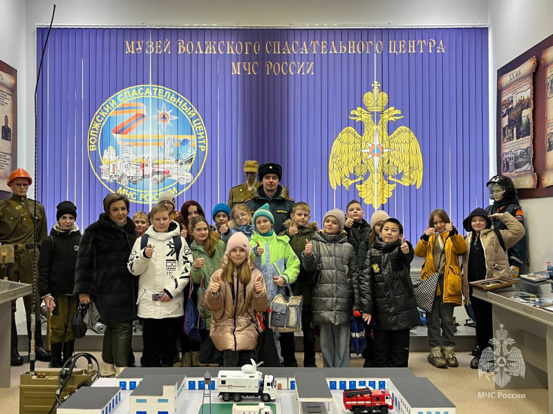 В преддверии дня защитника отечества, спасательный центр провел экскурсию для учащихся младших классов. В преддверии дня защитника отечества, спасательный центр провел экскурсию для учащихся младших классов.