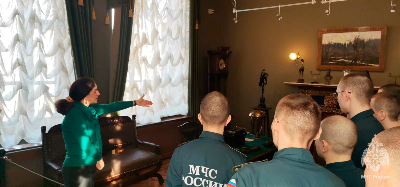 Военнослужащие Волжского Спасательного Центра посетили музей «Модерна» в Самаре