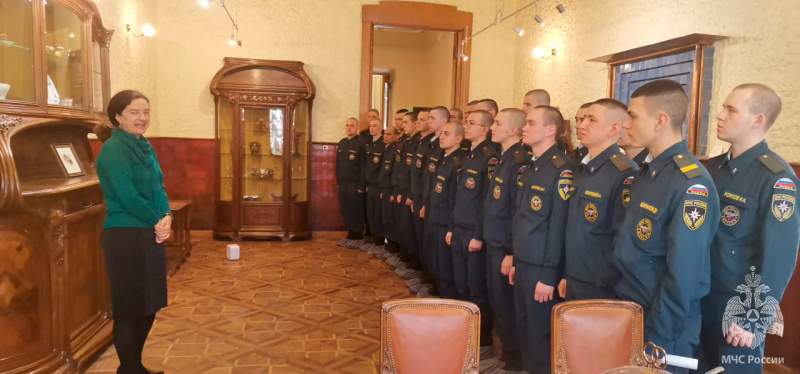 Военнослужащие Волжского Спасательного Центра посетили музей «Модерна» в Самаре