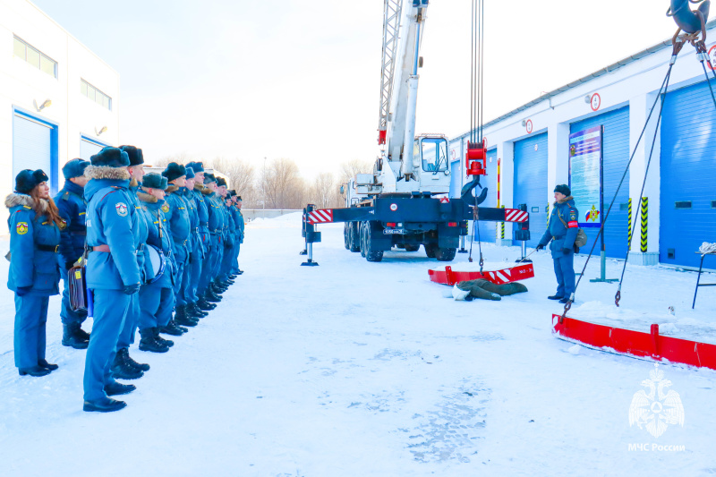 В ФГКУ «Волжский СЦ МЧС России» начался зимний период обучения!