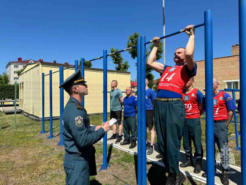 В Центре завершилась сдача итоговой проверки личного состава за зимний период обучения