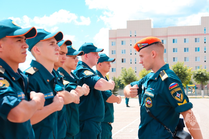 Производственная практика курсантов АГЗ МЧС России имени генерал-лейтенанта Д.И. Михайлика в Волжском спасательном центре