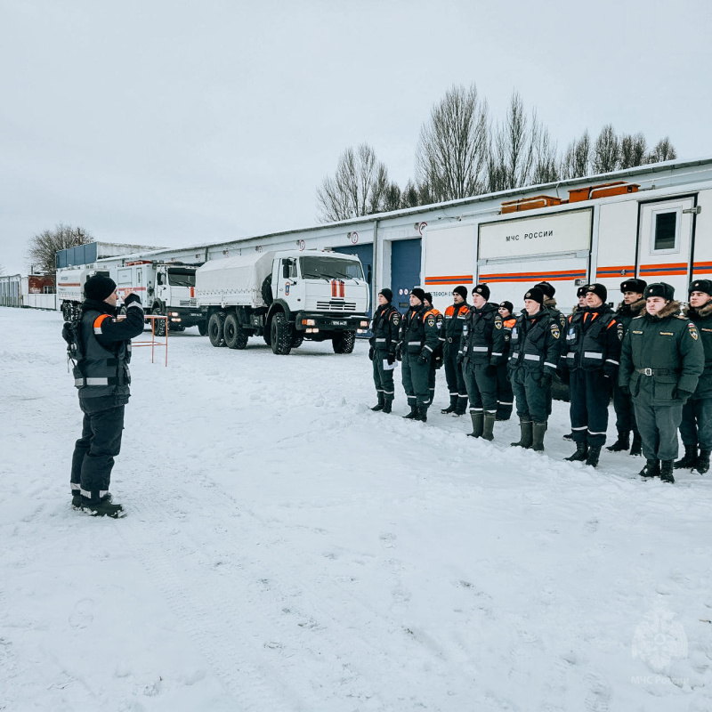 Волжский спасательный центр обеспечивает безопасность крещенских купаний