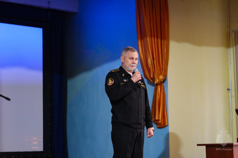 В Волжском спасательном центре состоялся финал Областного смотра часовых Постов №1