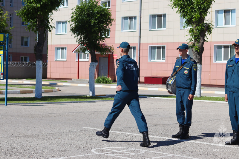 В Центре началась сдача итоговой проверки личного состава за зимний период обучения