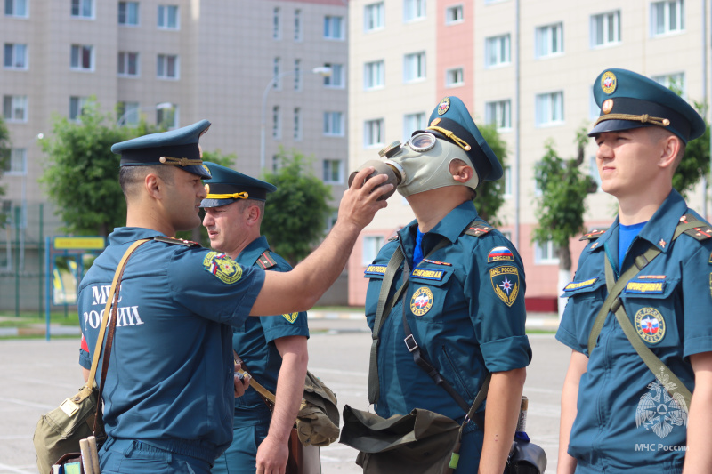 В Волжском спасательном центре прошел первый день испытаний военнослужащих на присвоение классной квалификации!