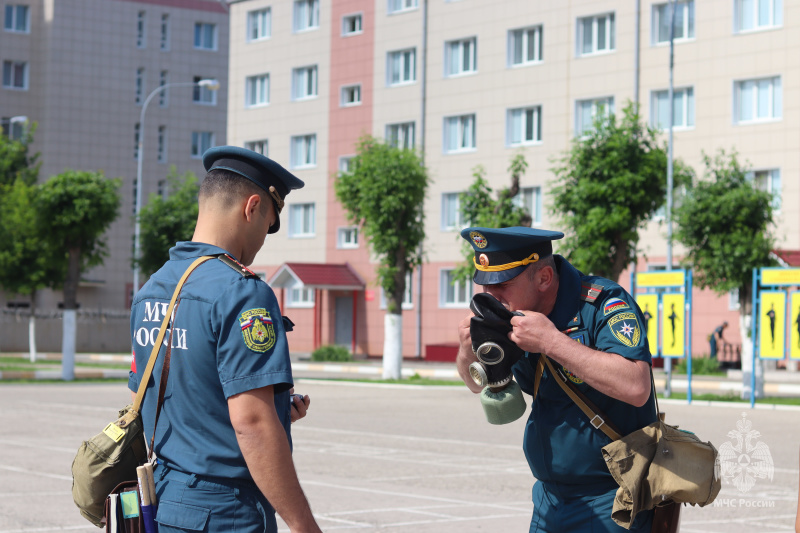 В Волжском спасательном центре прошел первый день испытаний военнослужащих на присвоение классной квалификации!