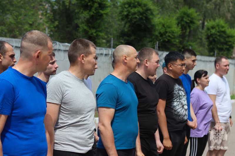 В Волжском спасательном центре прошел первый день испытаний военнослужащих на присвоение классной квалификации!