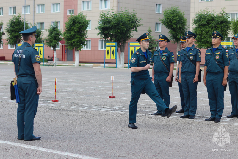 В Волжском спасательном центре прошел первый день испытаний военнослужащих на присвоение классной квалификации!