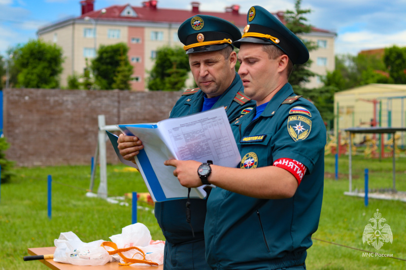 В Волжском спасательном центре прошел завершающий день испытаний военнослужащих на присвоение классной квалификации!
