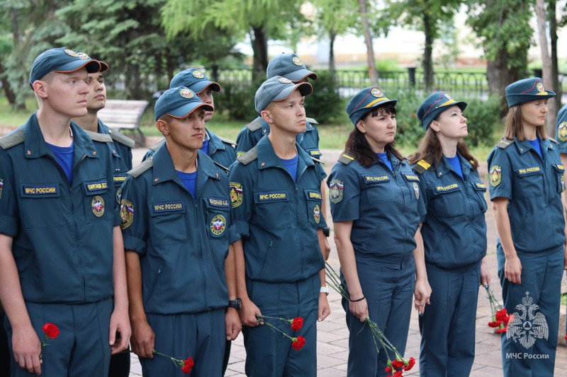 Военнослужащие центра приняли участие в мероприятиях, посвященных Дню памяти и скорби