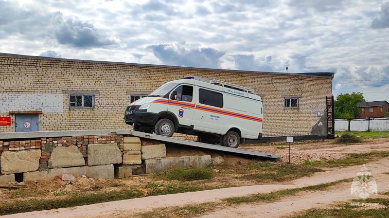 Вождение с личным составом сборов доподготовки Волжского спасательного центра