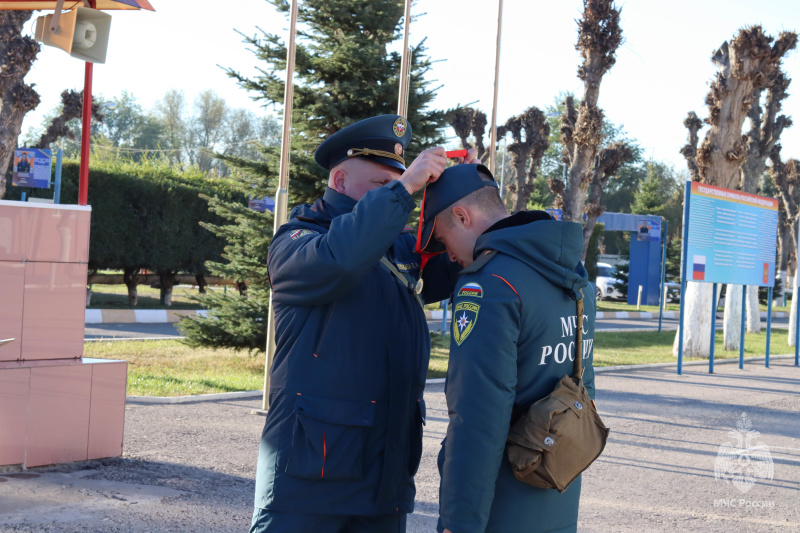 Личный состав Волжского спасательного центра занял призовое место в соревнованиях по гиревому спорту