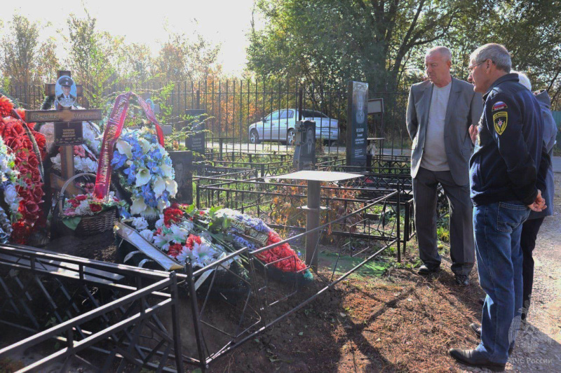 Председатель Поволжского Совета ветеранов пожарных и спасателей прибыл в Волжский спасательный центр с рабочим визитом