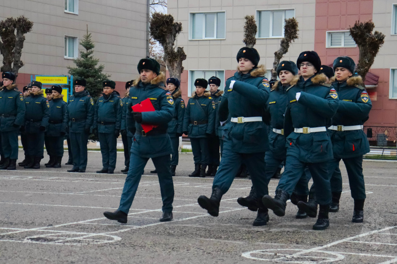 Торжественная церемония принятия Военной присяги прошла в ФГКУ «Волжский СЦ МЧС России»
