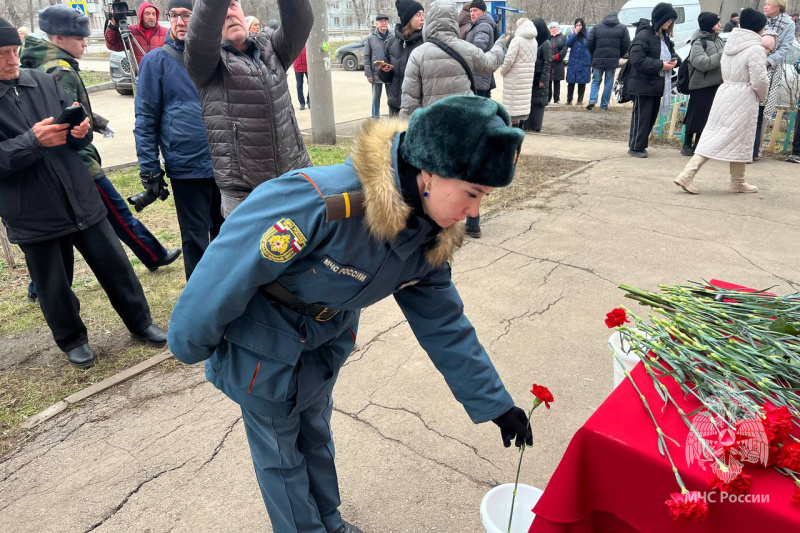 Торжественный митинг памяти Героя Российской Федерации Андрея Валерьевича Колпакова
