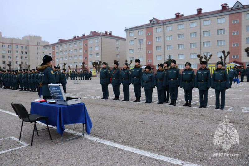 В соответствии с Комплексным планом МЧС России, в Волжском спасательном центре началась плановая итоговая проверка личного состава за летний период обучения 2025 года.