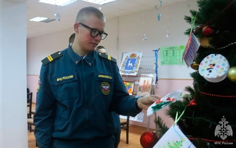 Военнослужащие Центра приняли участие в акции «Ёлка желаний 2025»